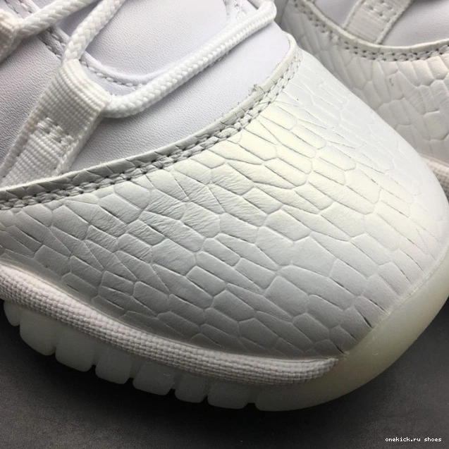 Cheap Jordan Heiress Frost Low Air White 11 897331-100 0717